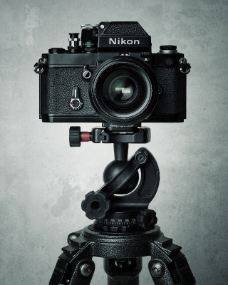 Illustration for article titled I Could Stare All Day at These Beautiful Studio Portraits of Cameras
